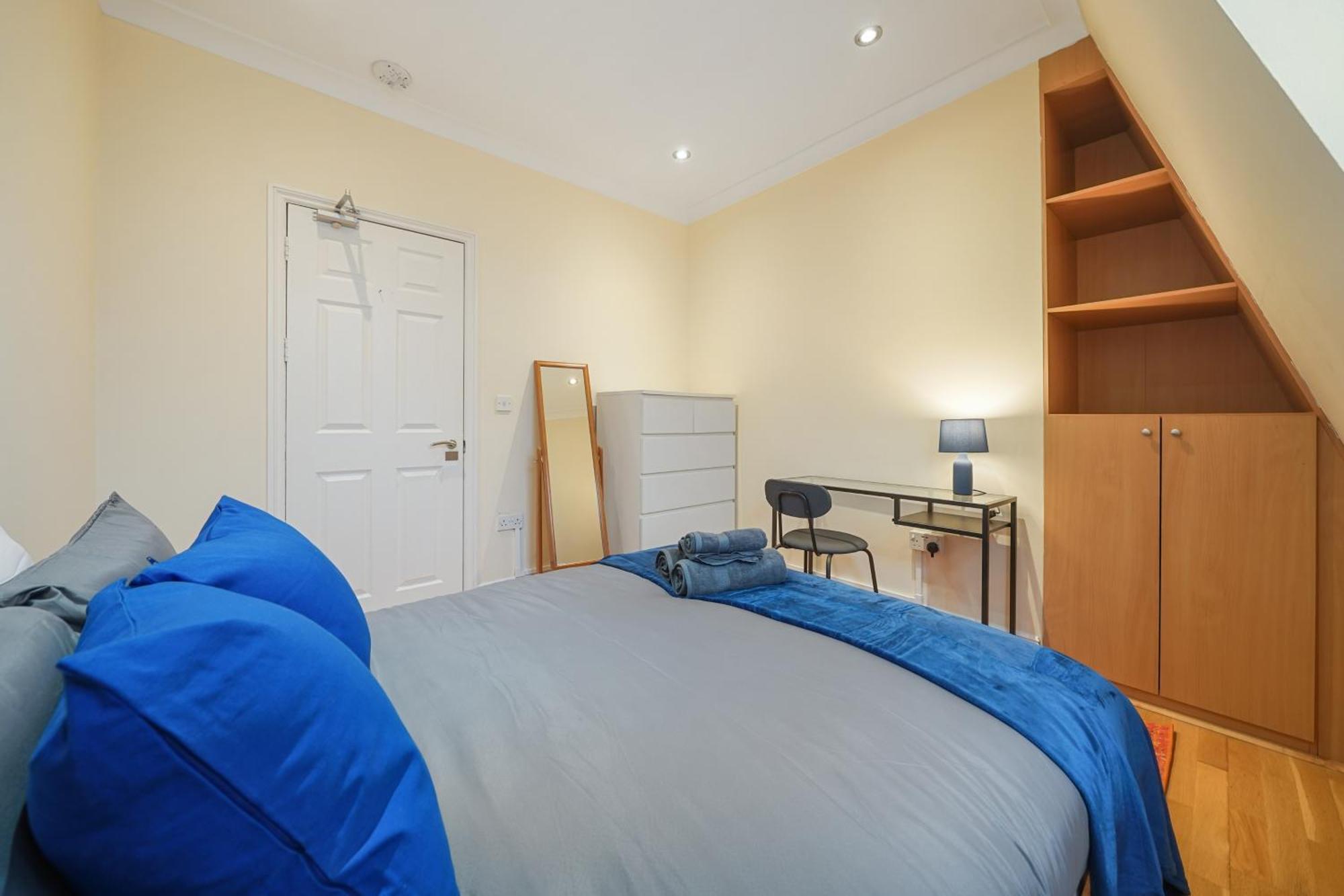 런던 The Chic Townhouse In Kings Cross!!! 3 Floors 아파트 외부 사진