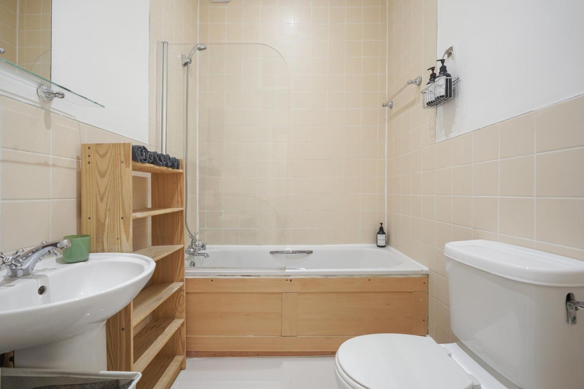 런던 The Chic Townhouse In Kings Cross!!! 3 Floors 아파트 외부 사진